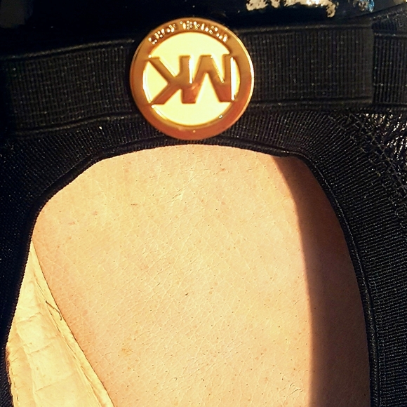 SOLD!! MICHAEL Michael Kors Dixi Ballet Leather - Picture 4 of 6